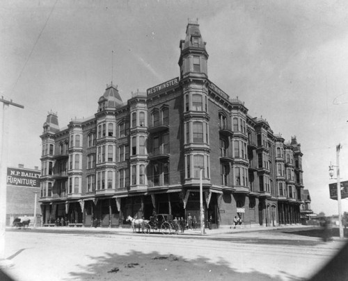 Hotel Westminister on the corner