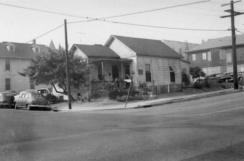 Apartments on N. Hope Street, Bunker Hill