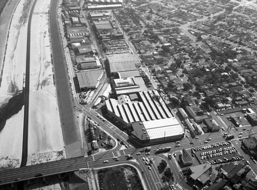 Thermador Electrical Manufacturing Co., Vernon, looking southeast