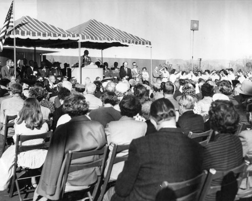 Crowd dedication ceremonies