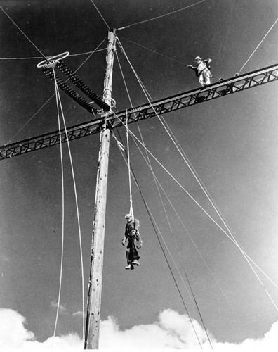 Demonstration of the safety belt