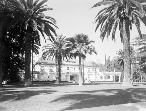 Wrigley mansion exterior