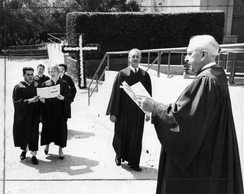 Choral procession