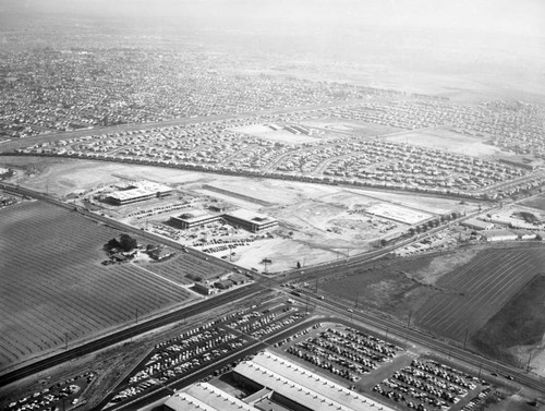 Aviation Boulevard and El Segundo Boulevard, El Segundo, looking northwest