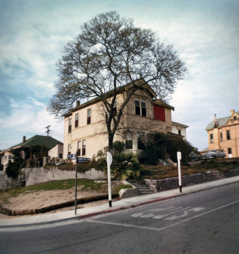 Bunker Hill residences