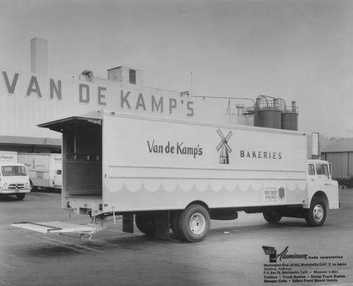 Van de Kamp's Bakery truck