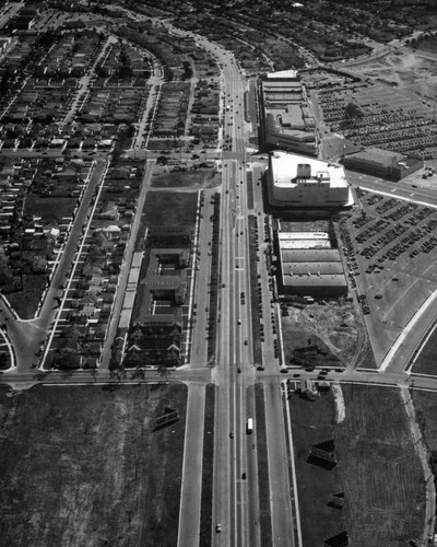 Baldwin Hills Crenshaw Plaza, aerial view