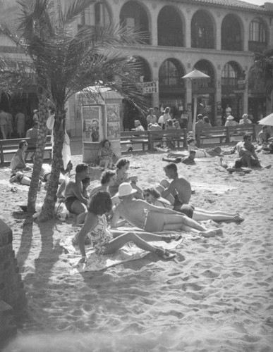 Beach in front of John's Cafe in Avalon