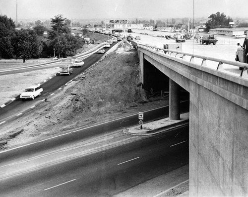 New freeway link to open Friday