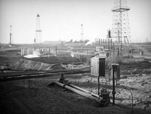 Field of oil rigs in El Segundo