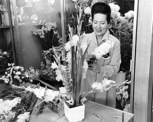 Frances Jones Poetker arranges flowers