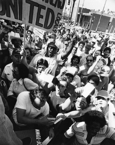 Dock workers protest, Long Beach Harbor