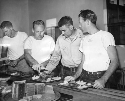 Chow time in Rams football camp