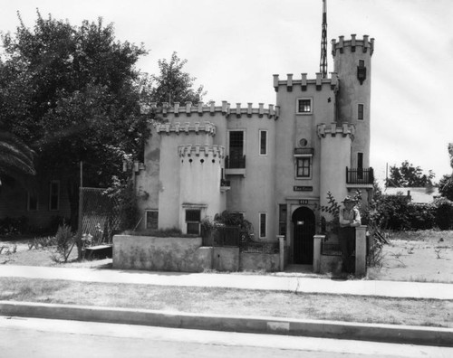 Tiree Castle, Alhambra