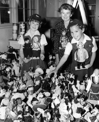 Girls and dolls share festivities