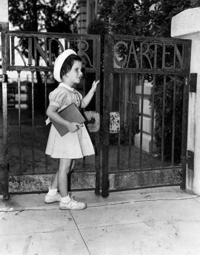 Kathleen McGowan opens kindergarten gates