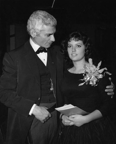 Jeff Chandler, Linda Carroll