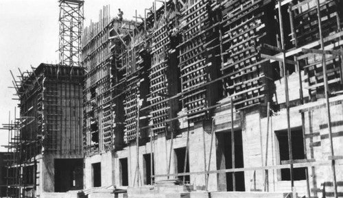 LAPL Central Library construction, south front