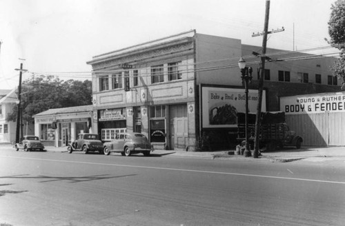 Businesses on Fourth Street