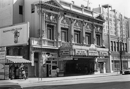 California Theatre, Main Street