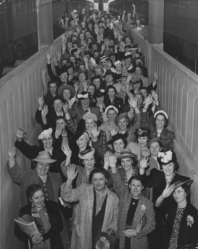 Women bowlers arrive on Union Pacific