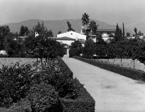 Toll Hall at Scripps College, exterior