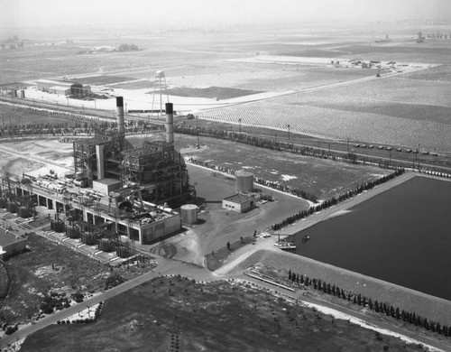 Etiwanda Power Plant, Etiwanda Avenue and 6th Street, looking northwest