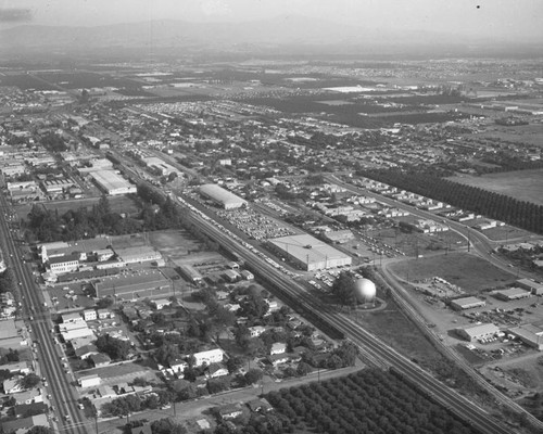 Hughes Aircraft, Highland Avenue, looking southeast