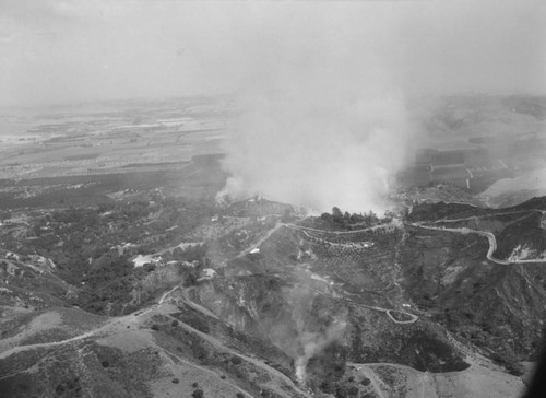 Turnbull Canyon fire, Whittier Hills north of town