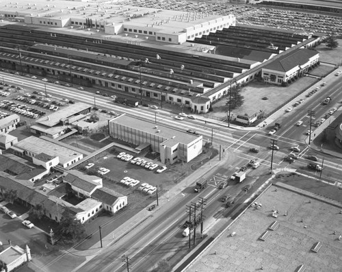 Slauson and Eastern Avenue, Commerce, looking southeast