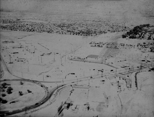 La Ronde Rue, Los Alamitos Circle, Long Beach, looking slightly northeast