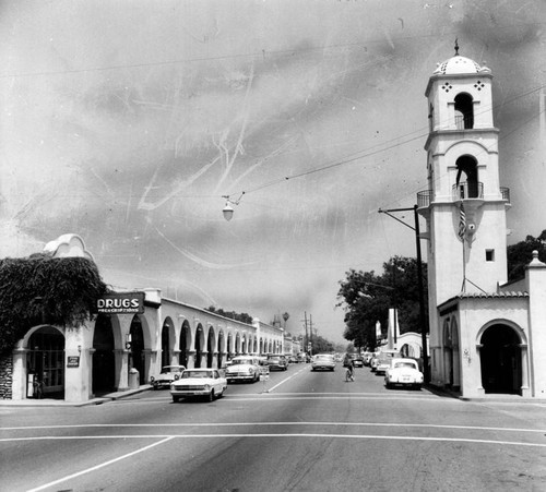 Shopping arcade, Ojai Avenue