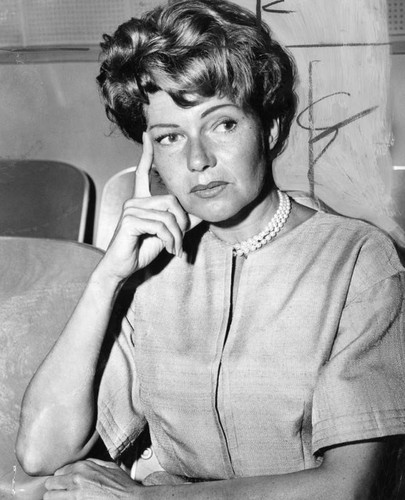 Rita Hayworth to divorce again