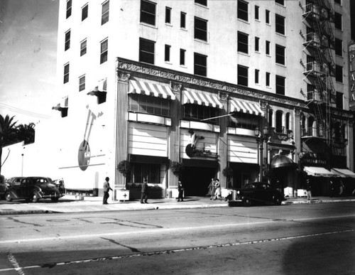 Hollywood Plaza Hotel, Vine Street