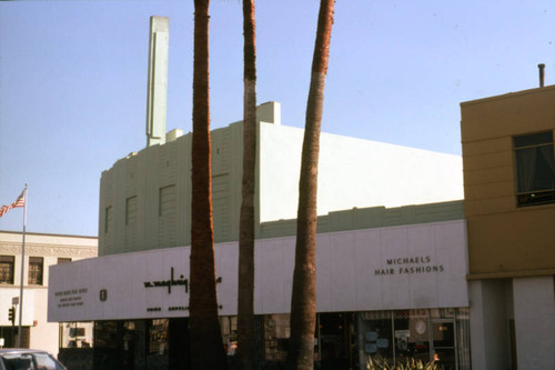 Post office and store on Wilshire Boulevard