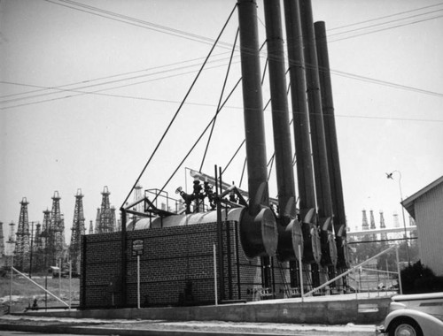 Signal Hill refinery, heater treaters