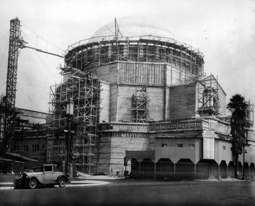 Construction of Wilshire Boulevard Temple, view 5