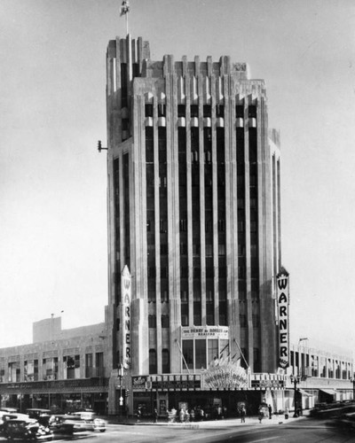 Exterior view of the Warner Bros. Western Theater