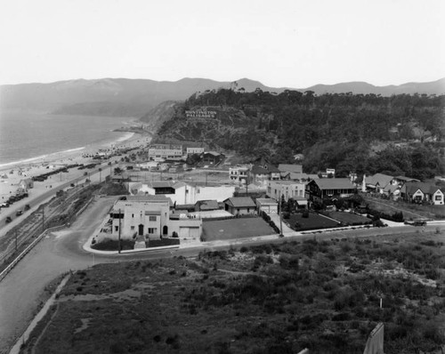 Santa Monica Canyon by the beach