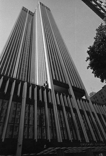 Crocker-Citizens National Bank, close-up