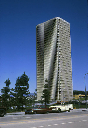 Bunker Hill Tower