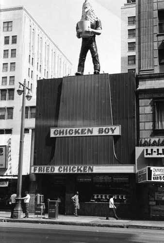 Exterior view of Chicken Boy on Broadway