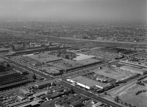 Ford Motor Co., Lincoln-Mercury Plant, looking southeast