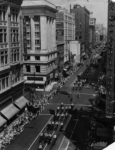 L.A. Fiesta Parade in 1932