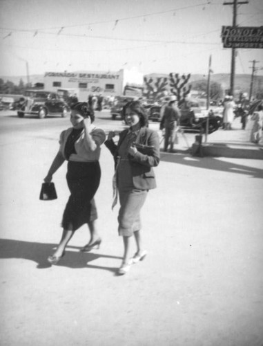 Unidentified women, Tijuana