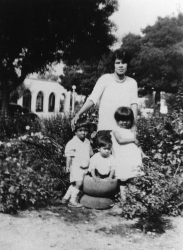 Mexican American woman with children