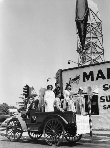 Currie's Ice Cream participates in "Frontier Days" parade