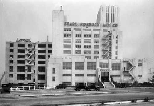 Sears store Boyle Heights construction, view 4