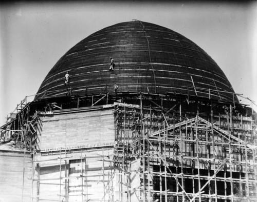 Construction of Wilshire Boulevard Temple, view 2