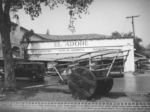 El Adobe grocery store